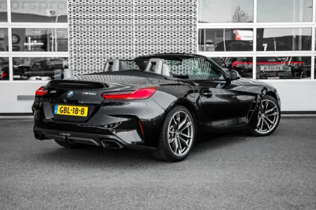 BMW Z4 (2022) thumbnail 2