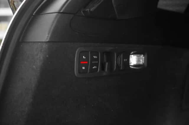 Audi Q7 (2021) thumbnail 15