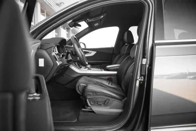 Audi Q7 (2021) thumbnail 18