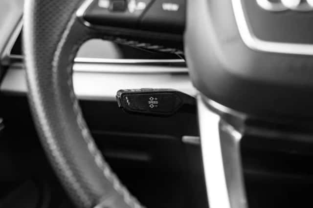 Audi Q7 (2021) thumbnail 23
