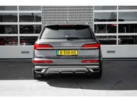 Audi Q7 (2021) thumbnail 4