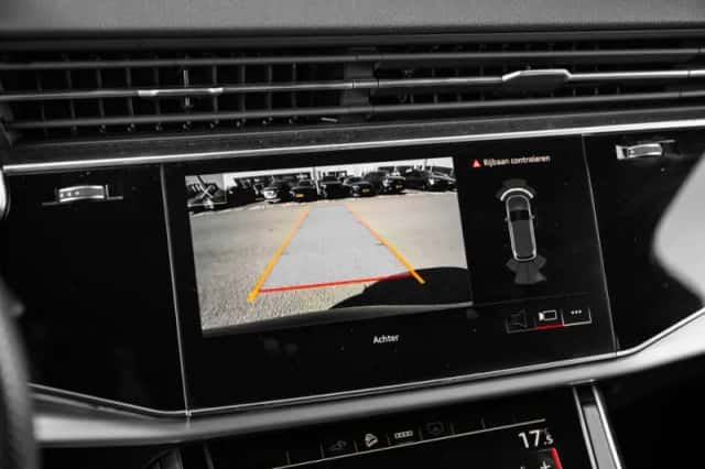 Audi Q7 (2021) thumbnail 31