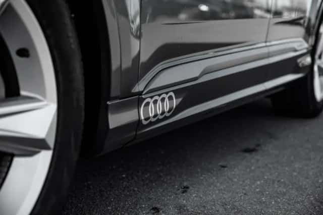 Audi Q7 (2021) thumbnail 6