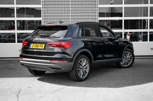 Audi Q3 (2024) thumbnail 2