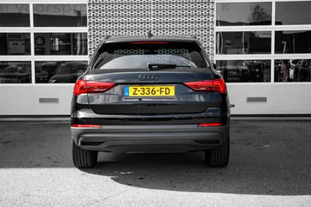 Audi Q3 (2024) thumbnail 4