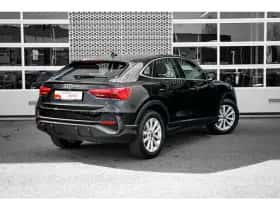 Audi Q3 (2022) thumbnail 2