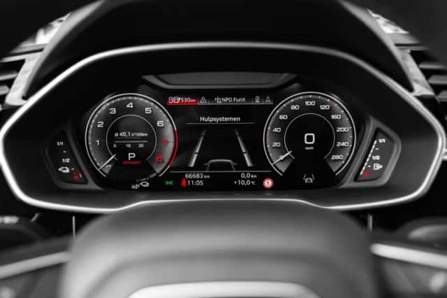 Audi Q3 (2022) thumbnail 11