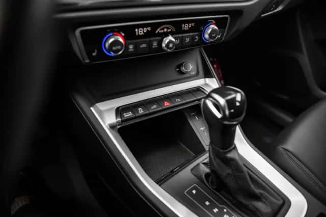Audi Q3 (2022) thumbnail 18