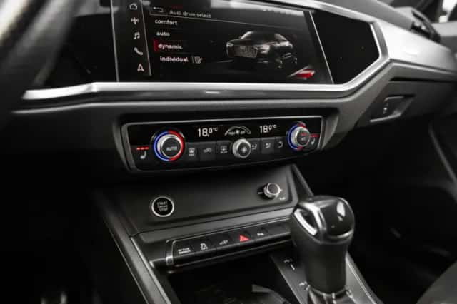 Audi Q3 (2022) thumbnail 25