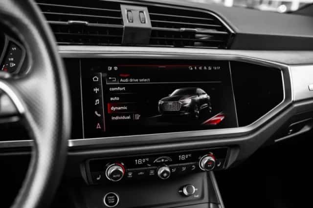 Audi Q3 (2022) thumbnail 28