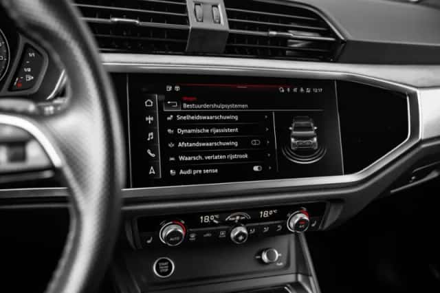 Audi Q3 (2022) thumbnail 31