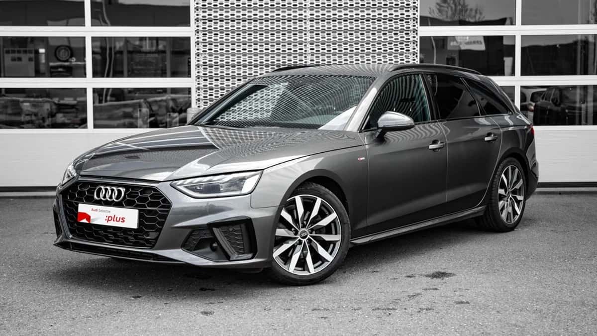 Audi A4 (2024) — foto 1