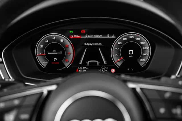 Audi A4 (2024) thumbnail 11