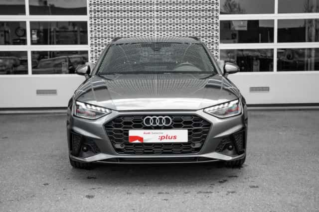 Audi A4 (2024) thumbnail 3