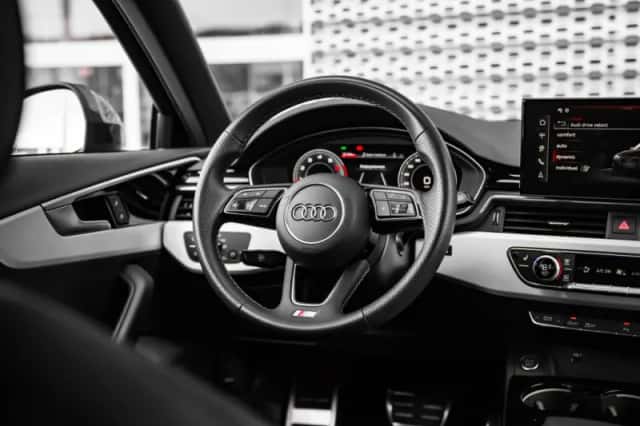 Audi A4 (2024) thumbnail 10