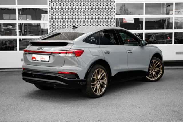 Audi Q4 (2025) thumbnail 2