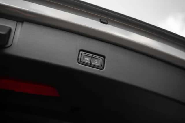 Audi Q4 (2025) thumbnail 15