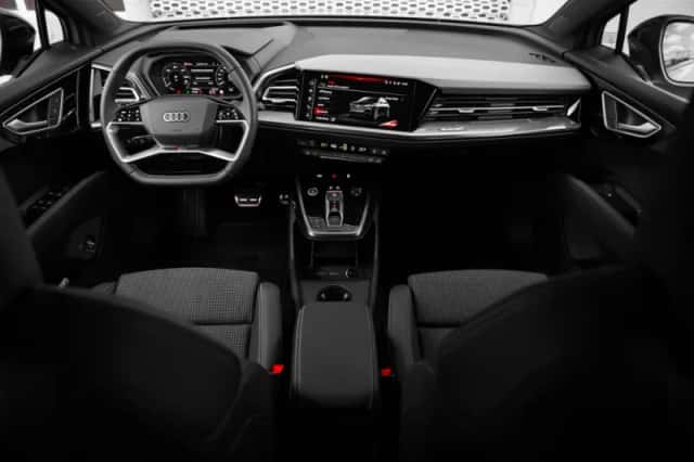 Audi Q4 (2025) thumbnail 9