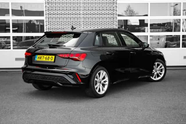 Audi A3 (2025) thumbnail 2