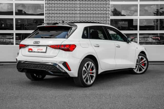 Audi A3 (2025) thumbnail 2