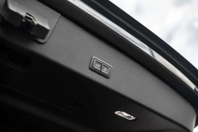 Audi Q8 (2024) thumbnail 18
