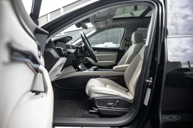 Audi Q8 (2024) thumbnail 26