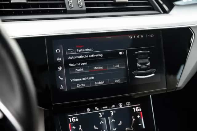 Audi Q8 (2024) thumbnail 39