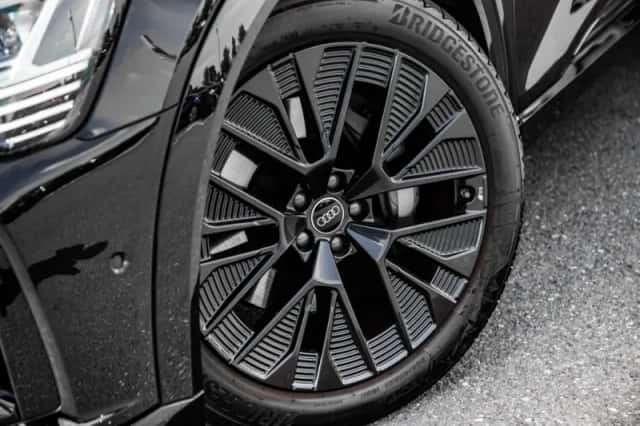Audi Q8 (2024) thumbnail 7