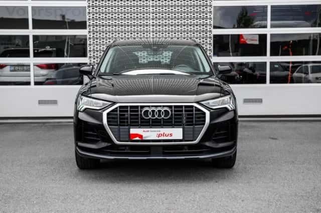 Audi Q3 (2021) thumbnail 3