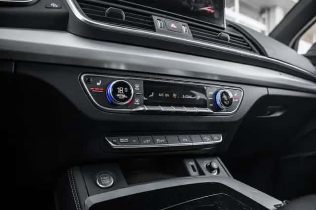 Audi Q5 (2022) thumbnail 24