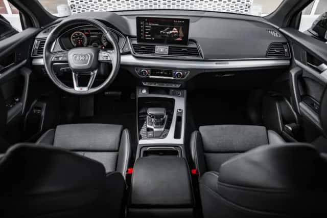 Audi Q5 (2022) thumbnail 10