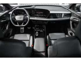 Audi Q6 e-tron (2025) thumbnail 12