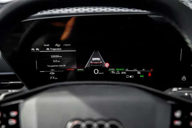 Audi Q6 e-tron (2025) thumbnail 14