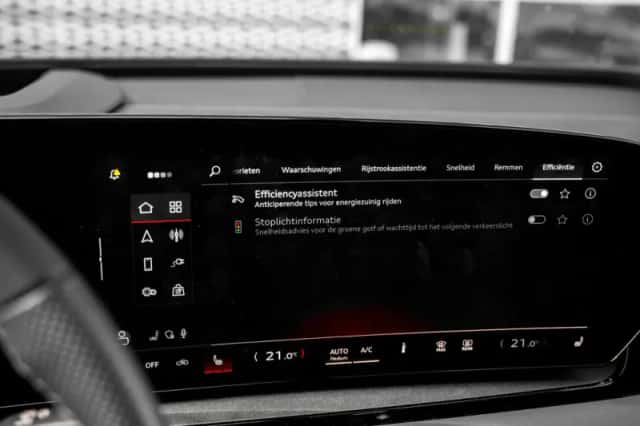 Audi Q6 e-tron (2025) thumbnail 35