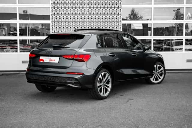 Audi A3 (2025) thumbnail 2