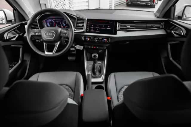 Audi A1 (2025) thumbnail 11