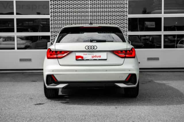 Audi A1 (2025) thumbnail 4