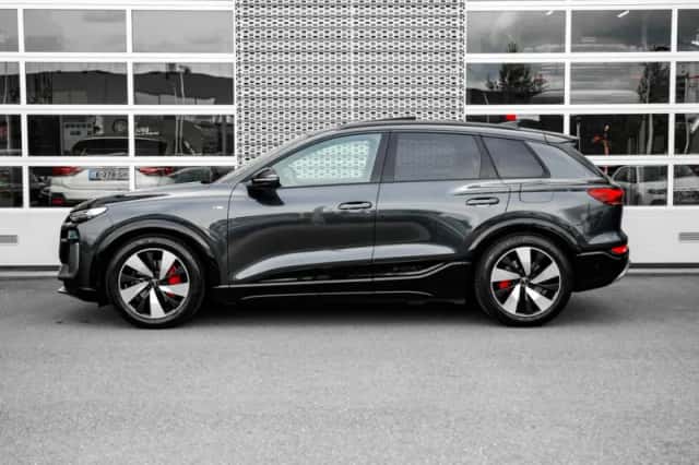 Audi Q6 e-tron (2025) thumbnail 5