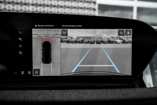 Audi Q6 e-tron (2025) thumbnail 44
