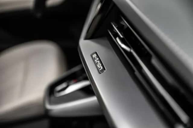 Audi Q4 e-tron (2025) thumbnail 27