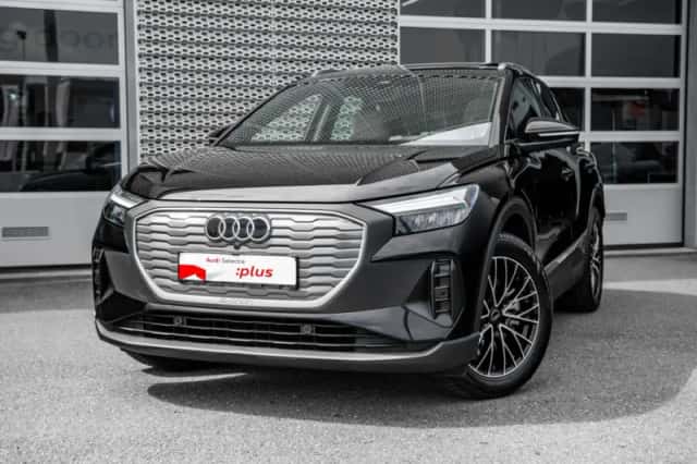 Audi Q4 e-tron (2025) thumbnail 6