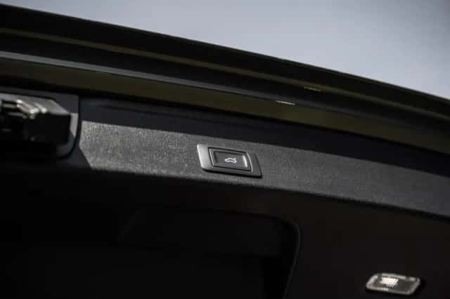 Audi A4 (2024) thumbnail 15