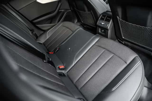 Audi A4 (2024) thumbnail 16
