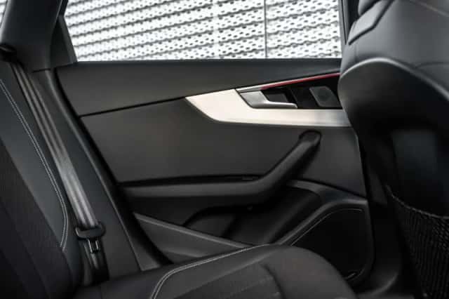 Audi A4 (2024) thumbnail 18