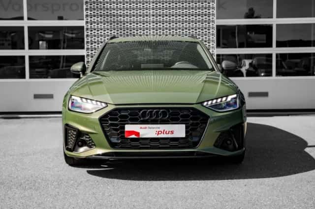 Audi A4 (2024) thumbnail 3