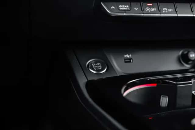 Audi A4 (2024) thumbnail 22