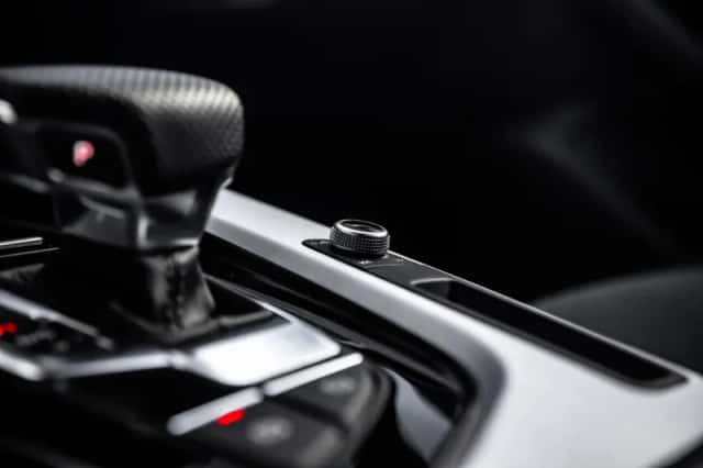 Audi A4 (2024) thumbnail 26