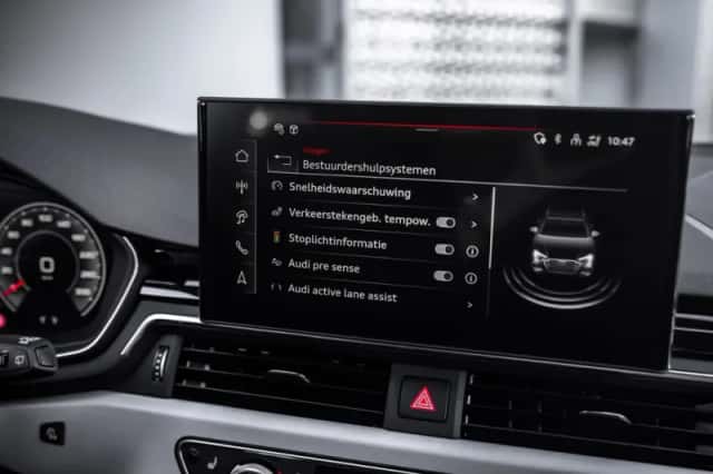 Audi A4 (2024) thumbnail 32