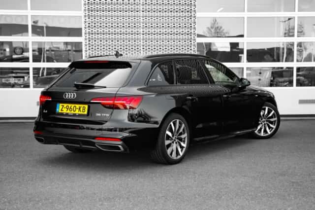 Audi A4 (2024) thumbnail 2