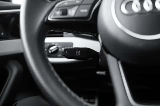 Audi A4 (2024) thumbnail 18